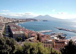 Crosi&egrave;re Naples