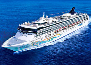 Croisi&egrave;re Iles Canaries : Funchal, Santa Cruz de Tenerife, Arrecife, Malaga.. 