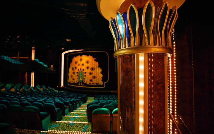 Barco Norwegian Pearl