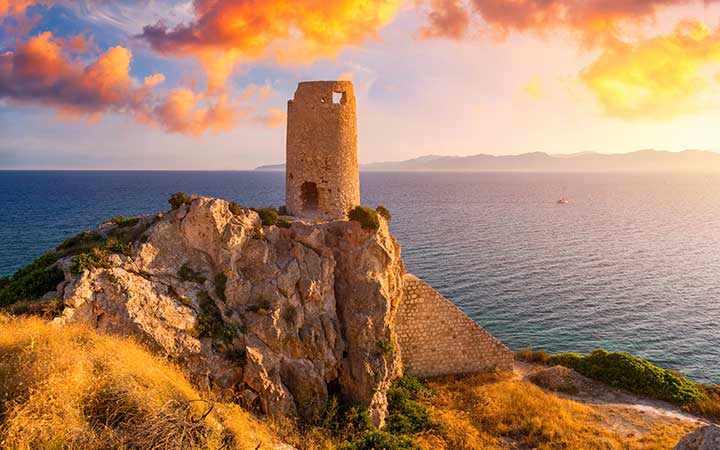 Cagliari escala,Cagliari-Italia_720x450,IT,CAG,532354.jpg