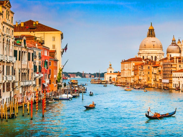 croisière Mediterráneo - Mar Rojo : Italia, Croacia, España: de Venecia a Barcelona 