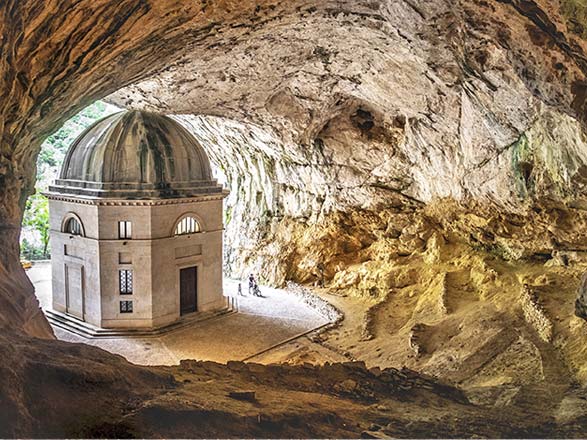 croisi&egrave;re Méditerranée Orientale : Italie, Grèce, Chypre, Egypte, Croatie 