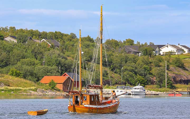 Bronnoysund escale,Bronnoysund-Norvège_720x450,NO,BNN,73880.jpg