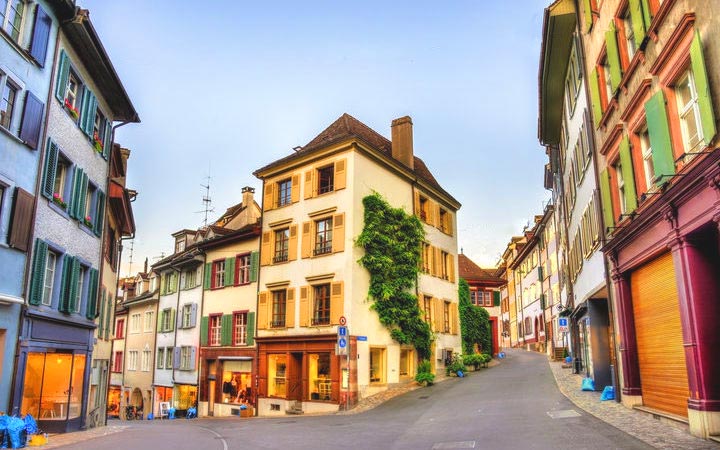 escale,Bâle (Basel)-Suisse_720x450,CH,BSL,42136.jpg