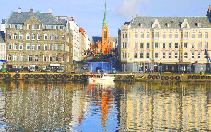escale,Haugesund-Norvège_720x450,NO,HAU,43515.jpg