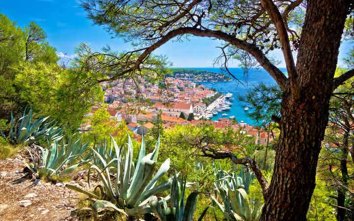 escale,Hvar-Croatie_720x450,HR,HVA,43632.jpg