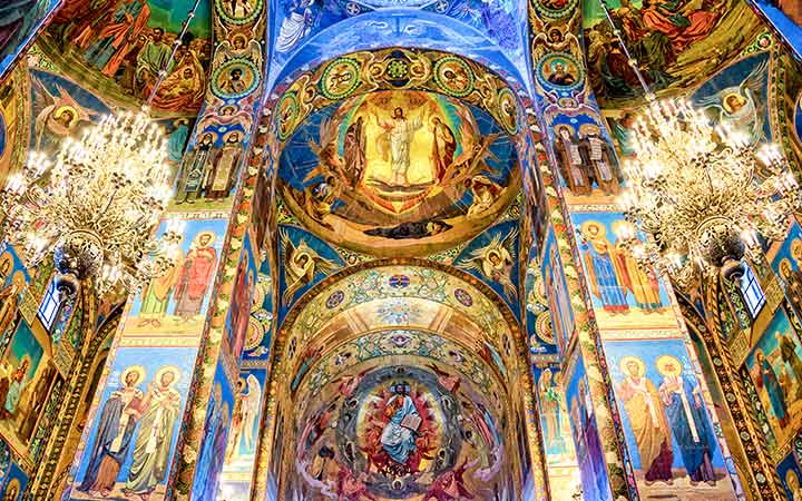 escale,Saint Petersbourg-Russie_720x450,RU,LED,46636.jpg