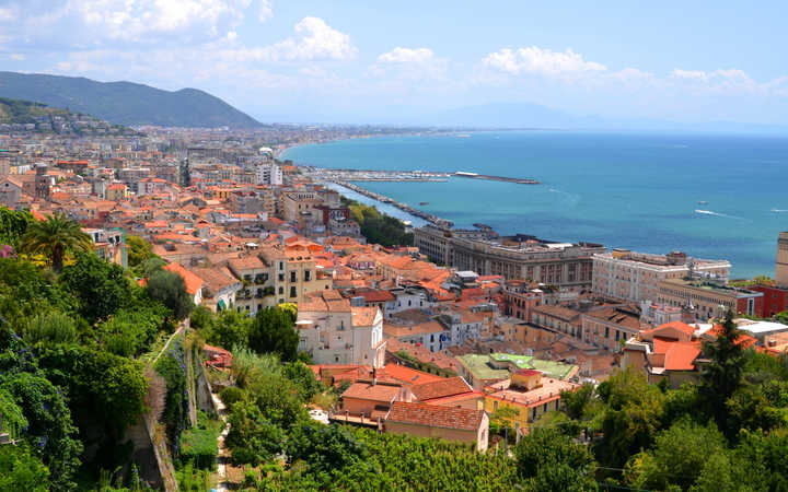 escale,Salerne-Italie_720x450,IT,SAL,46219.jpg