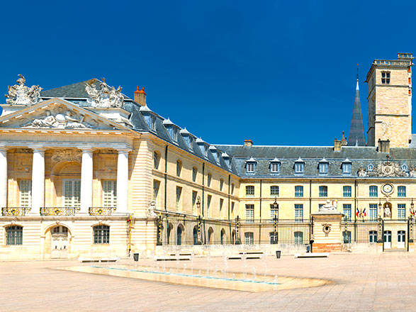 https://static.abcroisiere.com/images/fr/escales/escale,dijon-dijon_zoom,FR,DIJ,37315.jpg