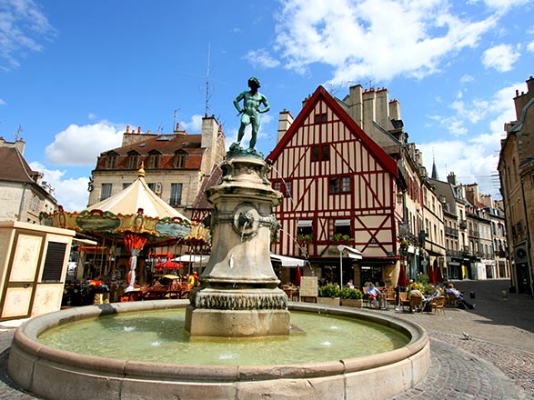 https://static.abcroisiere.com/images/fr/escales/escale,dijon-dijon_zoom,FR,DIJ,37319.jpg