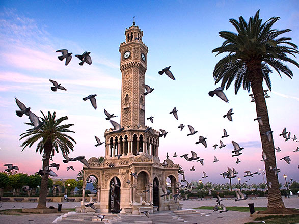 https://static.abcroisiere.com/images/fr/escales/escale,izmir-izmir_zoom,TR,IZM,36745.jpg