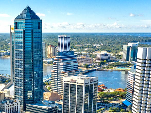 https://static.abcroisiere.com/images/fr/escales/escale,jacksonville-jacksonville_zoom,US,JAX,524323.jpg