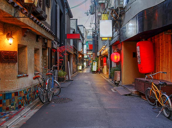 https://static.abcroisiere.com/images/fr/escales/escale,maizuru-maizuru_zoom,JP,MAI,41248.jpg
