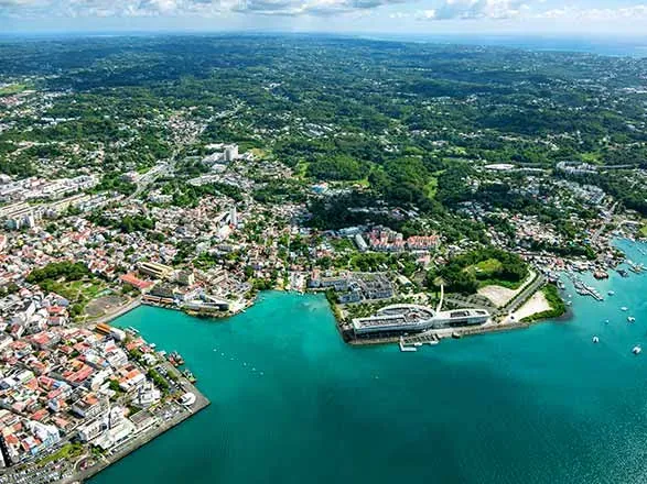 https://static.abcroisiere.com/images/fr/escales/escale,pointe-à-pitre-pointe-à-pitre_zoom,GP,PTP,538817.jpg