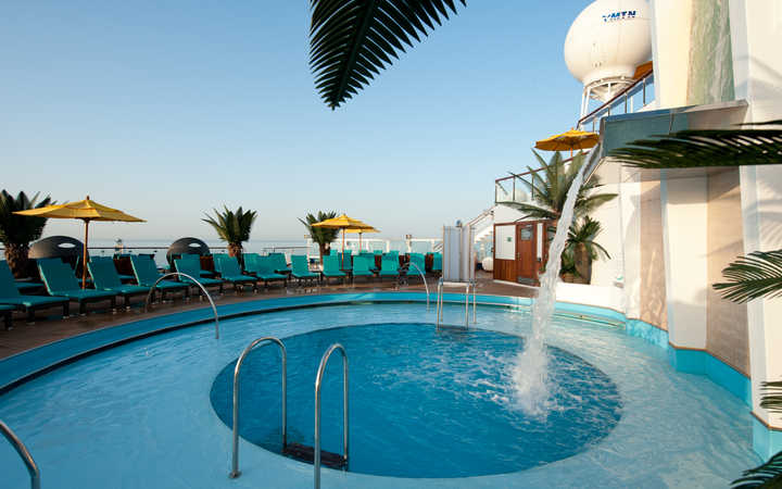 Bateau Carnival Sunshine