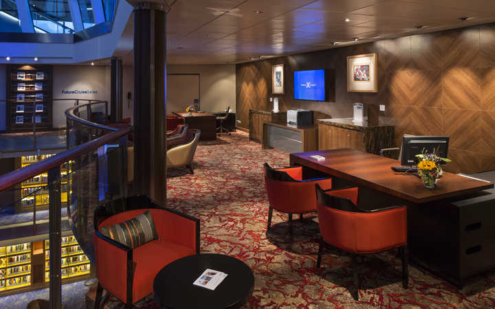 Bateau Celebrity Reflection