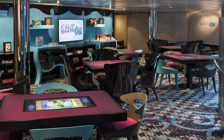 Bateau Celebrity Reflection