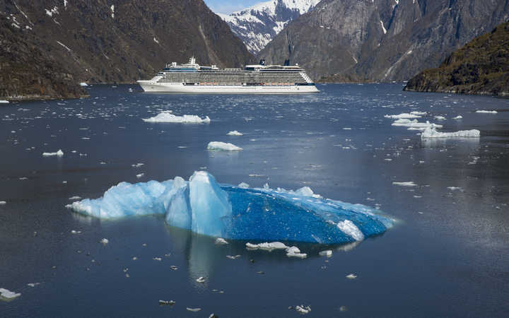 Bateau Celebrity Solstice