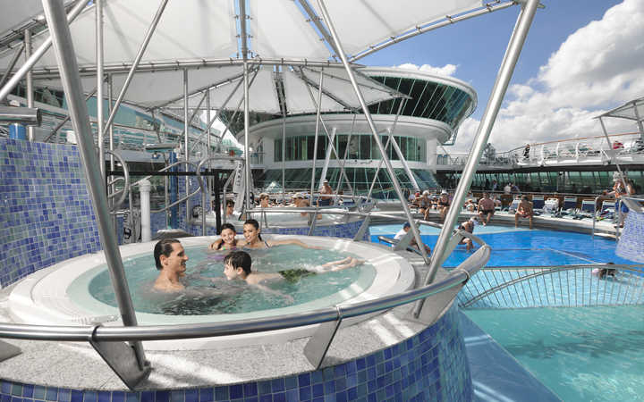 Bateau Grandeur of the Seas