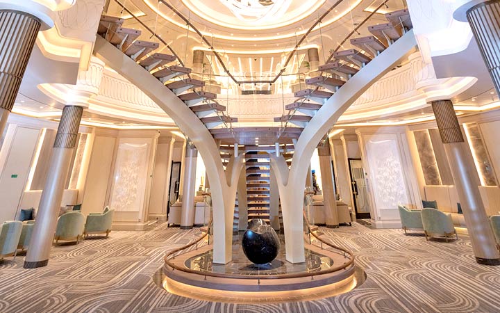 Bateau Seven Seas Grandeur