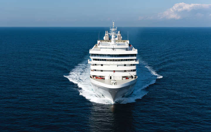 Bateau Silver Muse