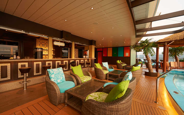 Nave Carnival Vista