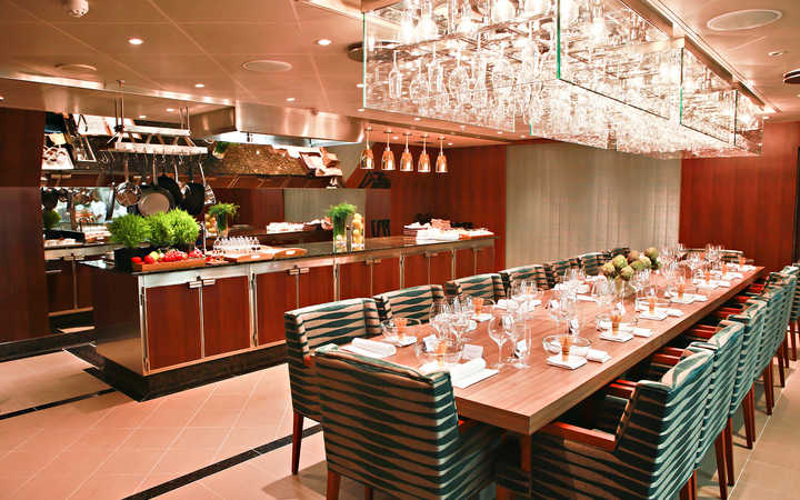 Nave Carnival Vista