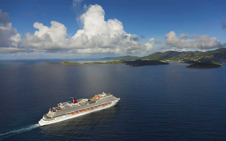 Nave Carnival Vista