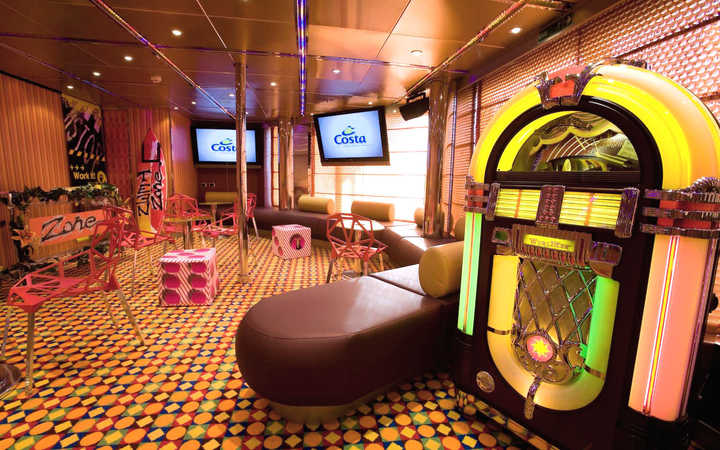 Nave Costa Serena