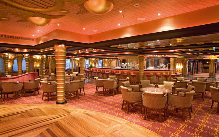 Nave Costa Serena
