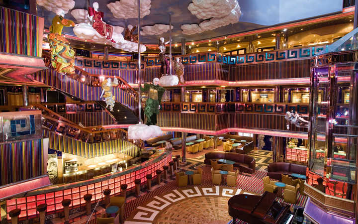 Nave Costa Serena