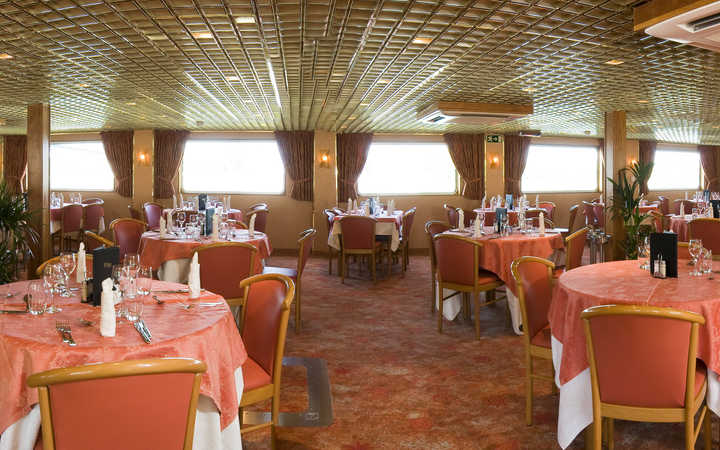 Nave MS Europe (ou similaire)