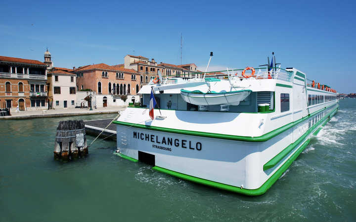 Nave MS Michelangelo