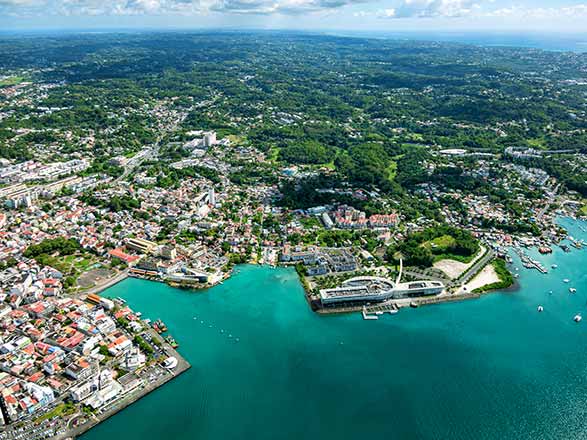 Traversata : da Pointe-à-Pitre a Savona 